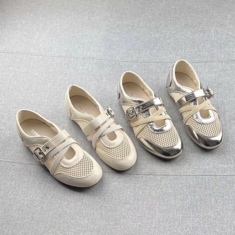 Heels - Nuove Sneakers Intrecciate con Dettagli Traforati